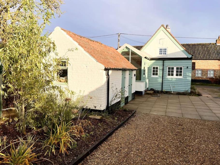 Beekeeper'S Cottage 费克纳姆 外观 照片